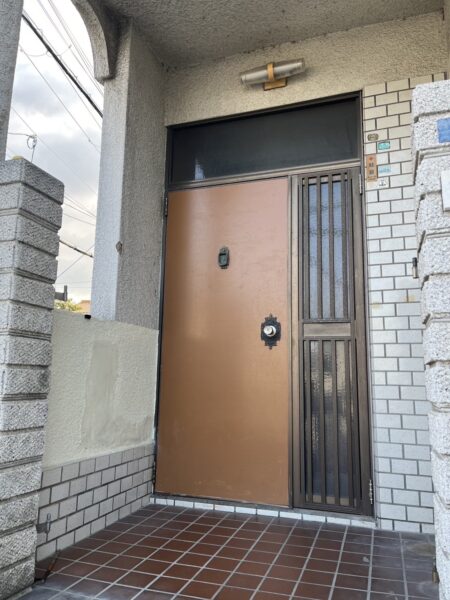 大阪府四條畷市玄関ドアリフォーム